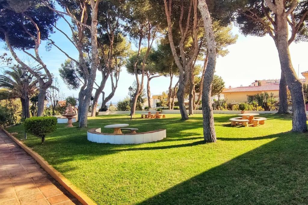 Apartamento Con Vistas Al Mar En Puerto Marina Daire Torremolinos Dış mekan fotoğraf
